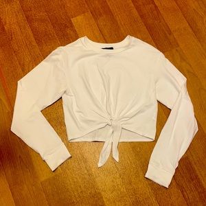 Forever 21 white top size M super cute in EXCELLENT CONDITION